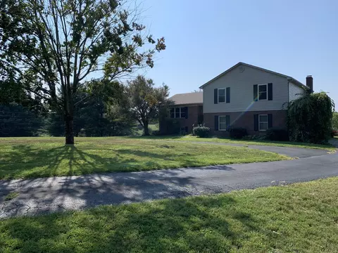 120 Rolling Ridge Dr, Berea, KY 40403