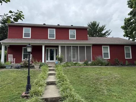475 Kuhlman Dr, Versailles, KY 40383