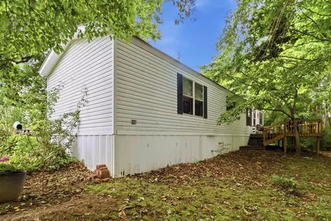 Exterior - 1015 Kentucky 70, Eubank, KY 42567 photo 9 of 18
