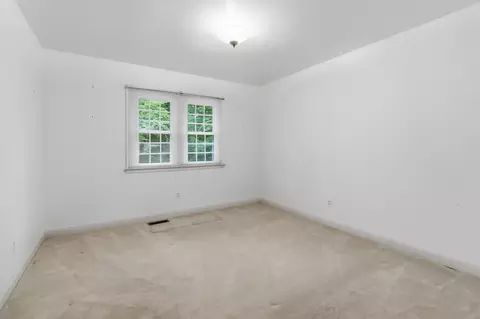 Bedroom - 1015 Kentucky 70, Eubank, KY 42567 photo 1 of 10