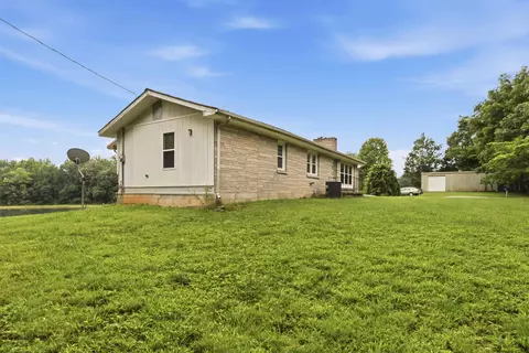Exterior - 1015 Kentucky 70, Eubank, KY 42567 photo 4 of 18