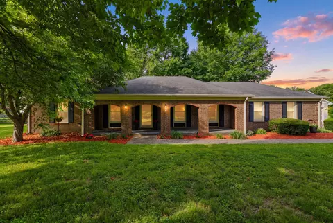 194 Old Coach Rd, Nicholasville, KY 40356