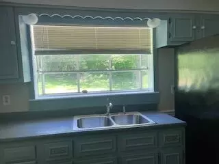 Kitchen - 25 Hogge St, Clearfield, KY 40313 photo 2 of 2