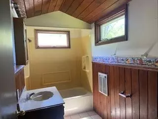 Bath - 25 Hogge St, Clearfield, KY 40313 photo 1 of 1