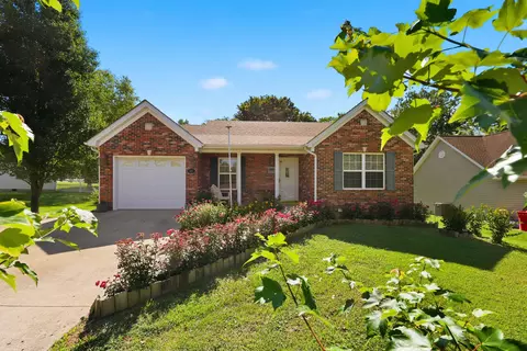 54 Lawrence St, Frankfort, KY 40601