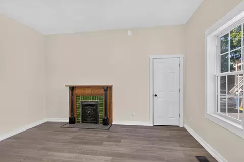 Living - 616 E Main St, Danville, KY 40422 photo 5 of 5