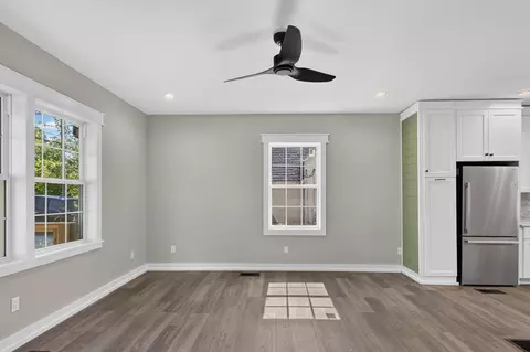Living - 616 E Main St, Danville, KY 40422 photo 1 of 5