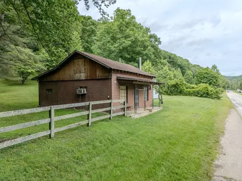 Exterior - 3570 State Highway 60 E, Morehead, KY 40351 photo 3 of 21