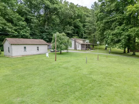Exterior - 3570 State Highway 60 E, Morehead, KY 40351 photo 17 of 21
