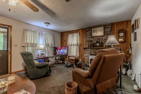Living - 3570 State Highway 60 E, Morehead, KY 40351 photo 1 of 1