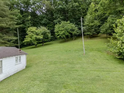 Exterior - 3570 State Highway 60 E, Morehead, KY 40351 photo 5 of 21
