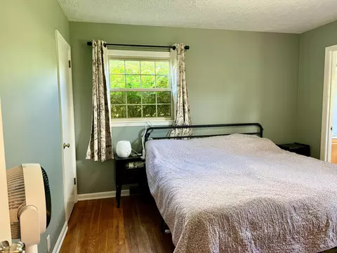 Bedroom - 156 Paddock Dr, Versailles, KY 40383 photo 3 of 4