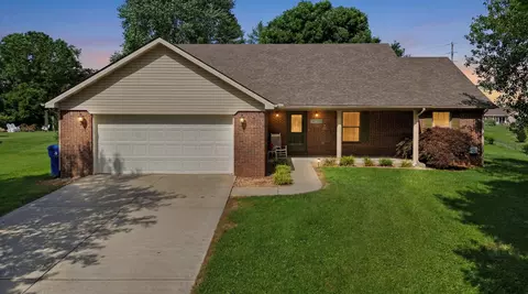 150 Meadow Point Dr, Somerset, KY 42503