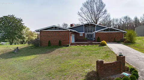 192 Rock Castle Rd, Gilbertsville, KY 42044
