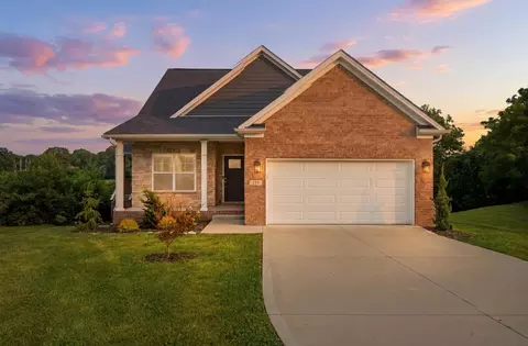 124 White Pine Ct, Frankfort, KY 40601