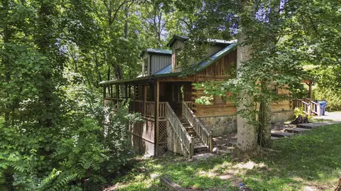 2468 Mill Springs Rd, Nancy, KY 42544