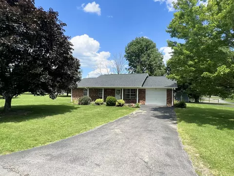 134 Cherokee Ave, Russell Springs, KY 42642
