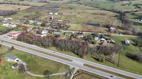 5400 Louisville Rd, Salvisa, KY 40372