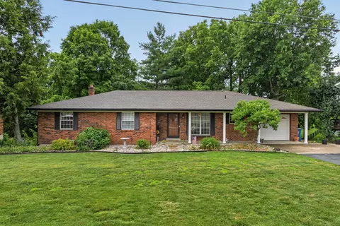 210 Ridgelea Dr, Williamstown, KY 41097
