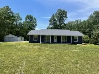 288 Jones Dr, Russell Springs, KY 42642