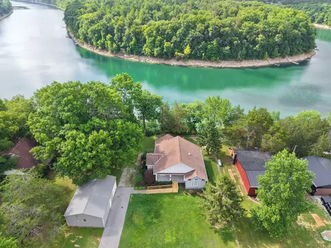 175 S Riverwood, Burnside, KY 41519