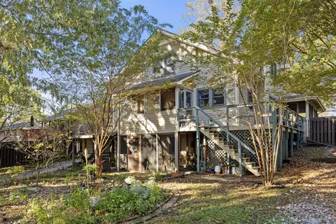 Exterior - 507 S 6th St, Murray, KY 42071 photo 10 of 12