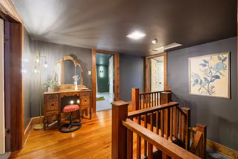 Entry Way - 507 S 6th St, Murray, KY 42071 photo 4 of 5