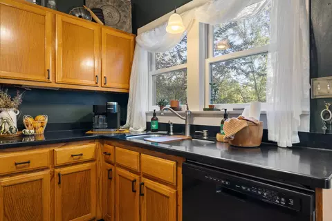 Kitchen - 507 S 6th St, Murray, KY 42071 photo 2 of 5