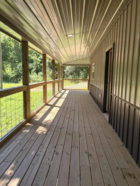 Exterior - 950 Bates Rd, Nancy, KY 42544 photo 3 of 5