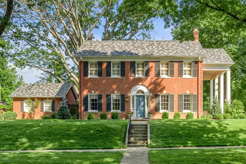 245 Holiday Rd, Lexington, KY 40502