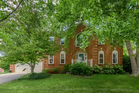 3296 Brighton Place Dr, Lexington, KY 40509