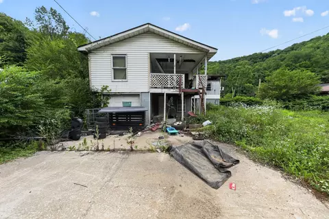 41 Bulan Hiner Rd, Bulan, KY 41722