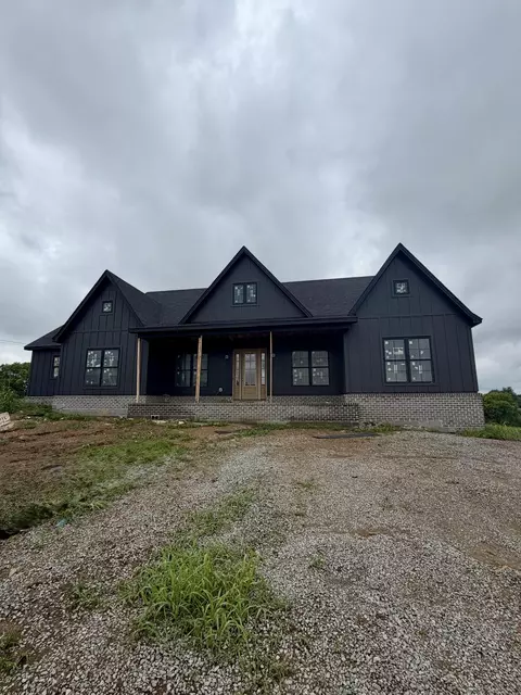 2006 West Ct, Richmond, KY 40475
