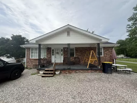 1241 Flat Gap Rd, Berea, KY 40403