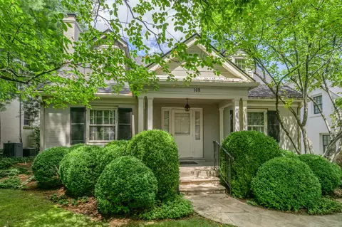108 Romany Rd, Lexington, KY 40502