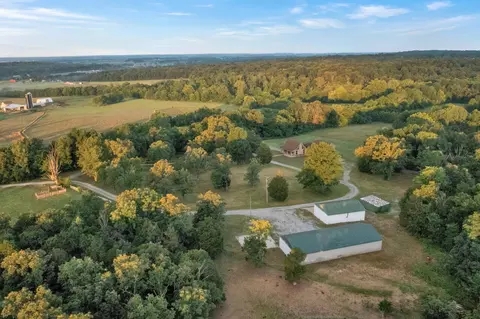 5005 Gracey Sinking Fork Rd, Gracey, KY 42232