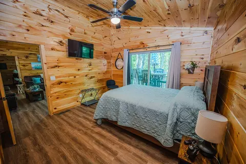 Bedroom - 168 Eagle Ridge Rd, Campton, KY 41301 photo 1 of 4