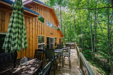 Exterior - 168 Eagle Ridge Rd, Campton, KY 41301 photo 8 of 11
