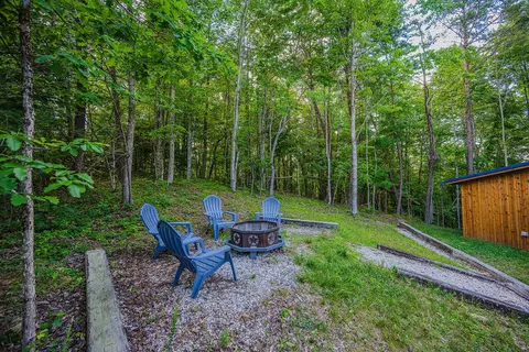 Exterior - 168 Eagle Ridge Rd, Campton, KY 41301 photo 10 of 11