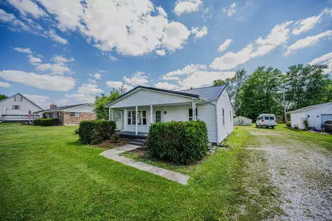 829 Maple St, Stanton, KY 40380
