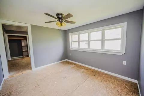 Bedroom - 829 Maple St, Stanton, KY 40380 photo 1 of 4