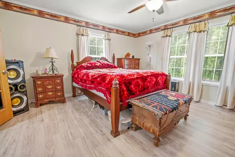 Bedroom - 80 William Ct, Nancy, KY 42544 photo 2 of 8