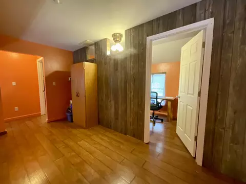 Entry Way - 67 Pine Mountain Rd, Campton, KY 41301 photo 3 of 5