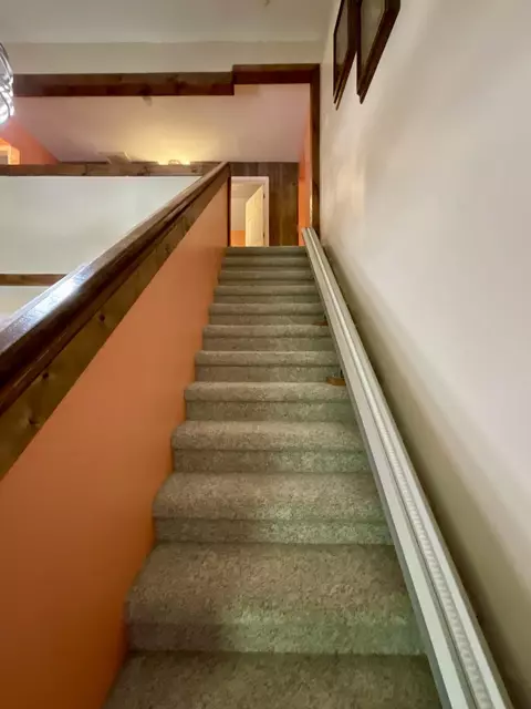 Entry Way - 67 Pine Mountain Rd, Campton, KY 41301 photo 2 of 5