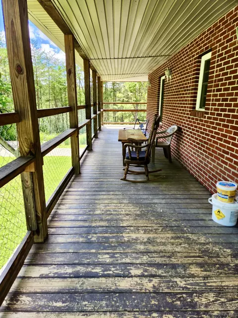 Exterior - 67 Pine Mountain Rd, Campton, KY 41301 photo 2 of 21