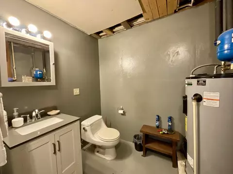 Bath - 67 Pine Mountain Rd, Campton, KY 41301 photo 5 of 6