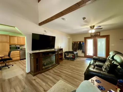 Living - 67 Pine Mountain Rd, Campton, KY 41301 photo 1 of 2