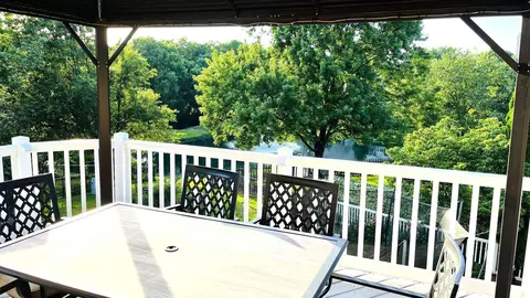257 Shoreside Dr, Lexington, KY 40515