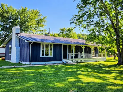 595 Frames Branch Rd, Clay City, KY 40312