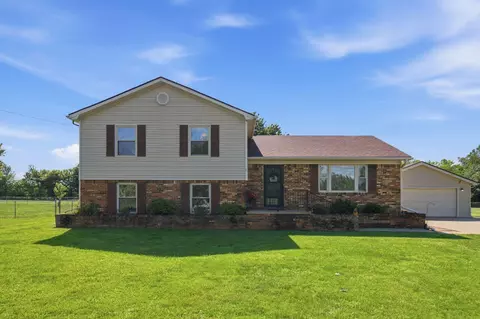 1558 Keith Rd, Hodgenville, KY 42748